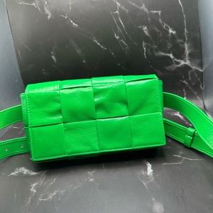 Bottega Veneta Men's Green Parakeet Mini Intreccio Leather Cassette Belt Bag